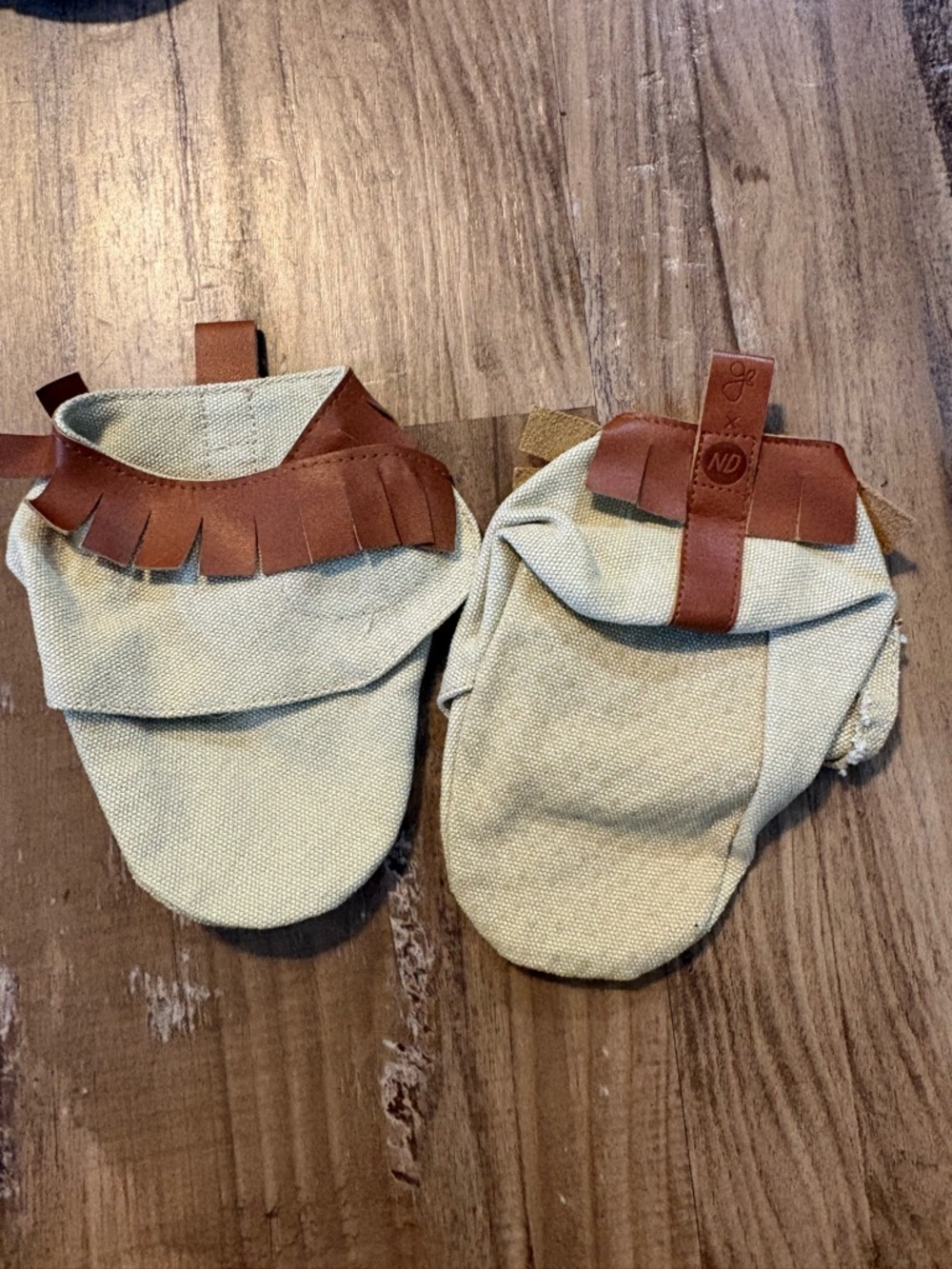Neutral Canvas Baby Fringe Mittens with Brown Leather Trim